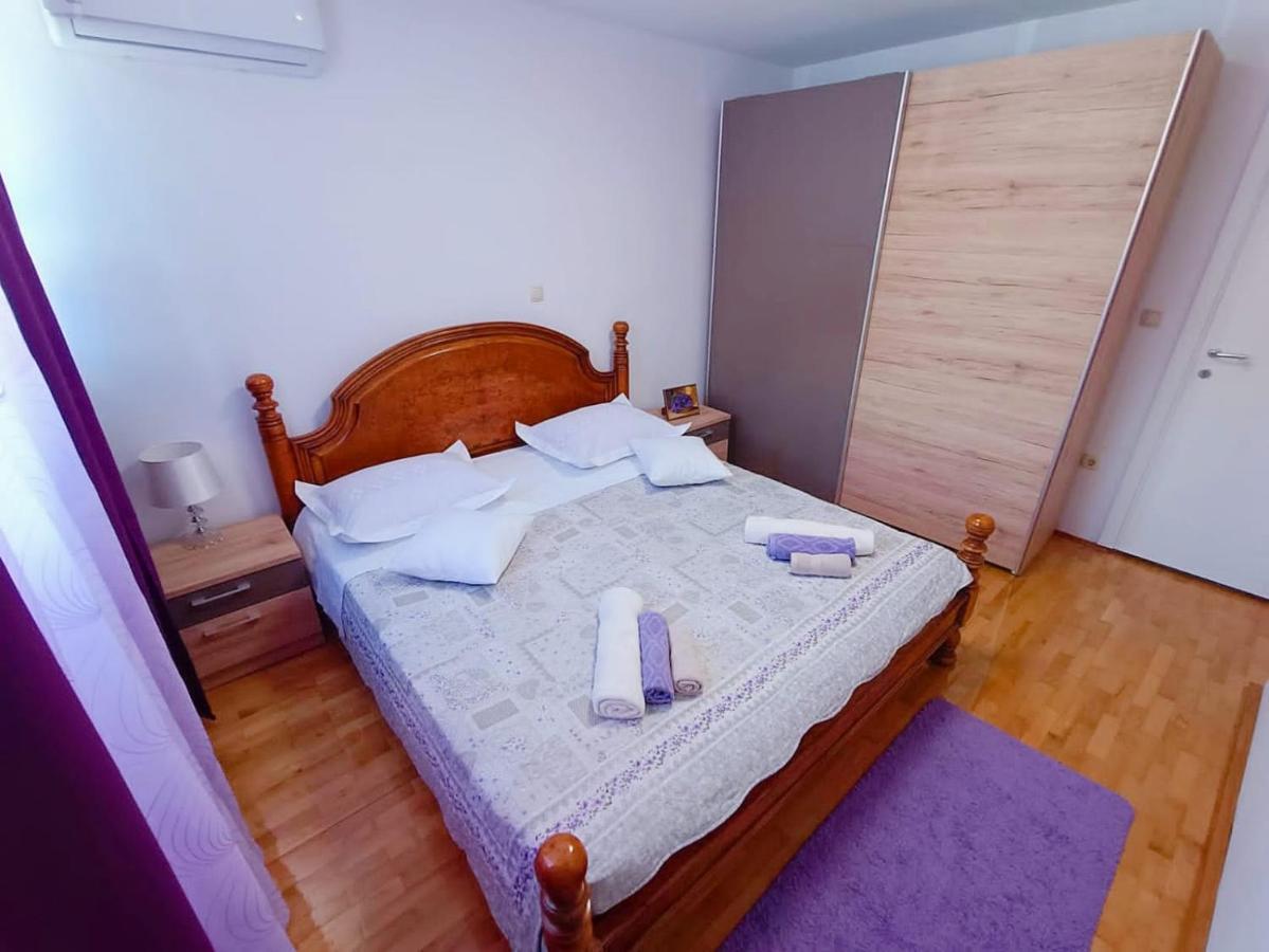 Apartment Glavaric โอมิช ภายนอก รูปภาพ