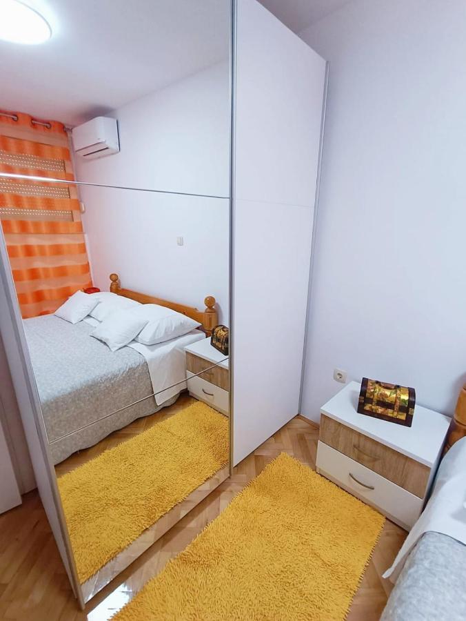 Apartment Glavaric โอมิช ภายนอก รูปภาพ